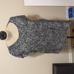 Torrid high low shirt size 0